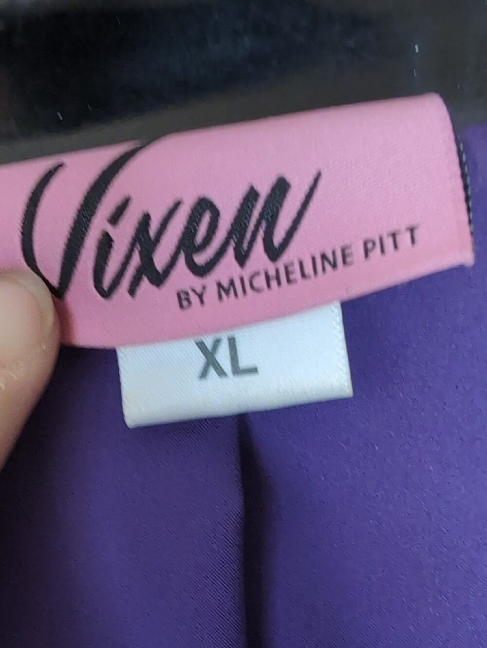 Vixen by Micheline Pitt Black Vinyl Jacket - Picture 2 of 6